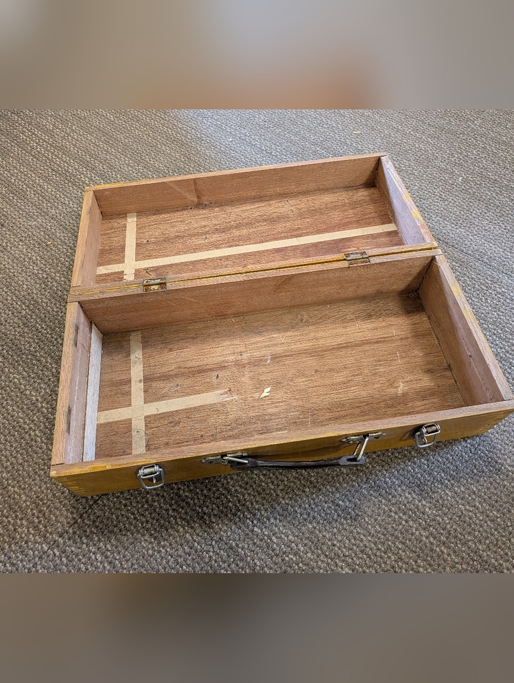 Vintage Wooden Tool/Storage Box with Metal Latches - Picture 4 of 8